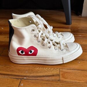 Comme des garçons play heart converse High-Top Sneakers with Heart Design